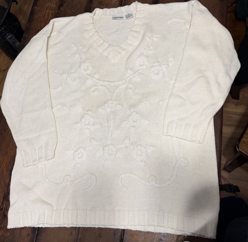 Newport News Vintage cottage Core Boho v-neck embroidered floral sweater sz 1X